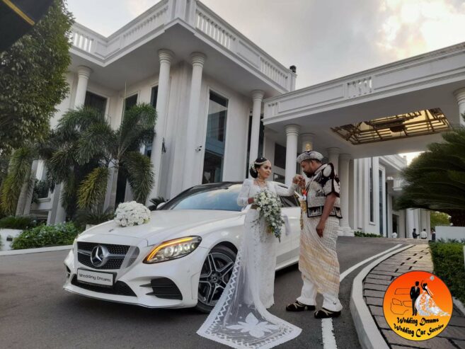 Wedding Car for Hire – Benz C 200